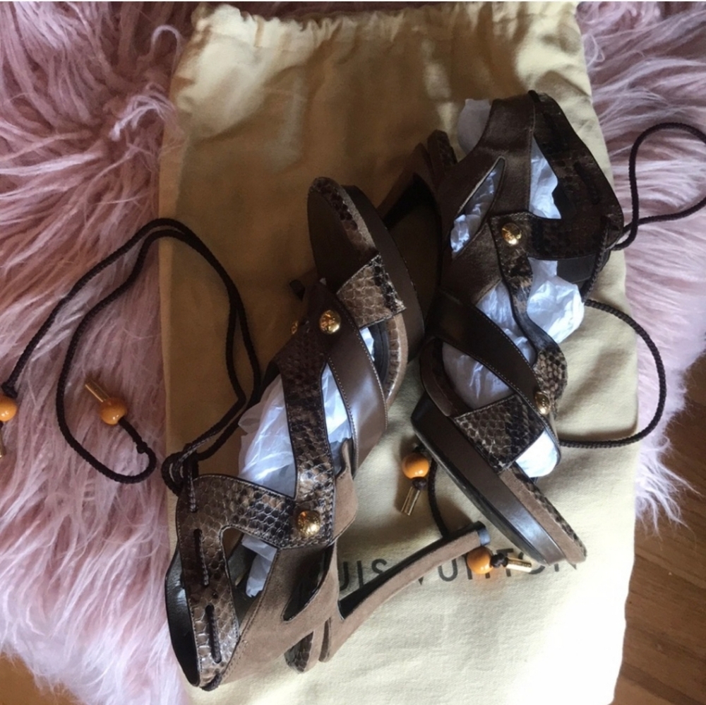 Louis Vuitton Suede/Snake Skin Lace up Heels